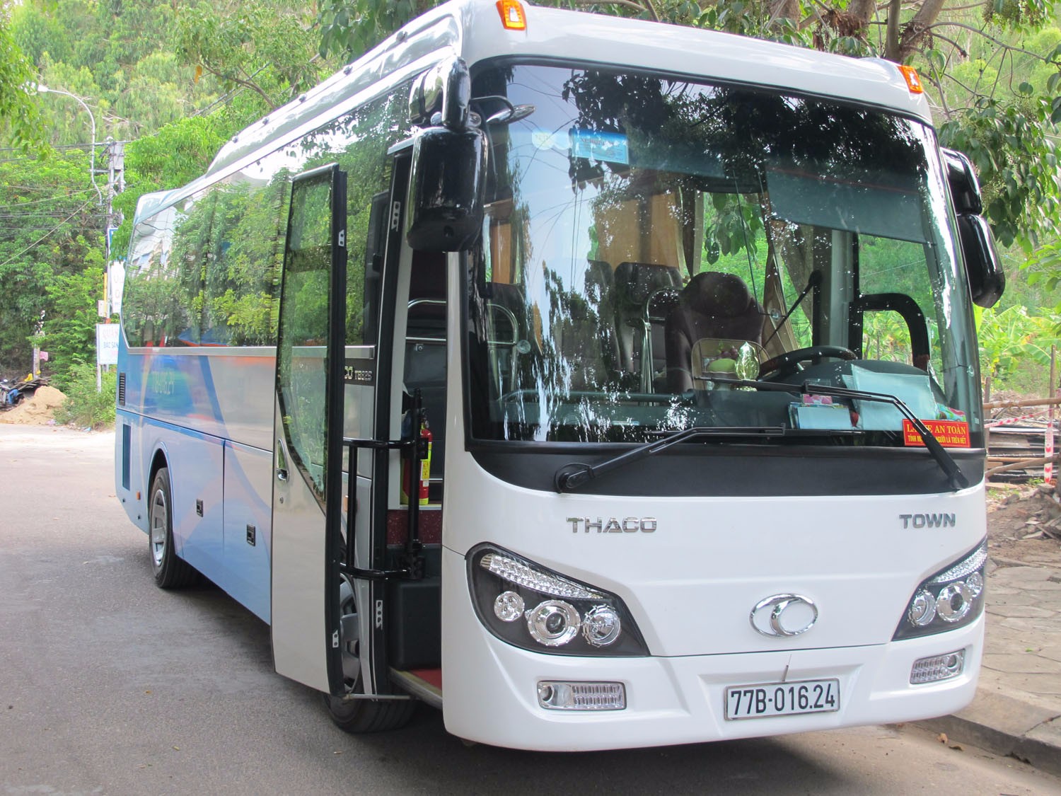 Thuê xe 29 chỗ Phú Quốc